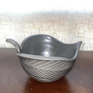 Jonathan Adler gray leaf‎ bowl: 3 1/4" x 7"